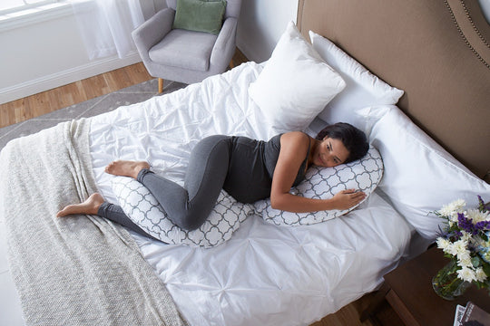 Types of Pregnancy Pillows - Choosing the Best Pregnancy Pillow for You - Boppy