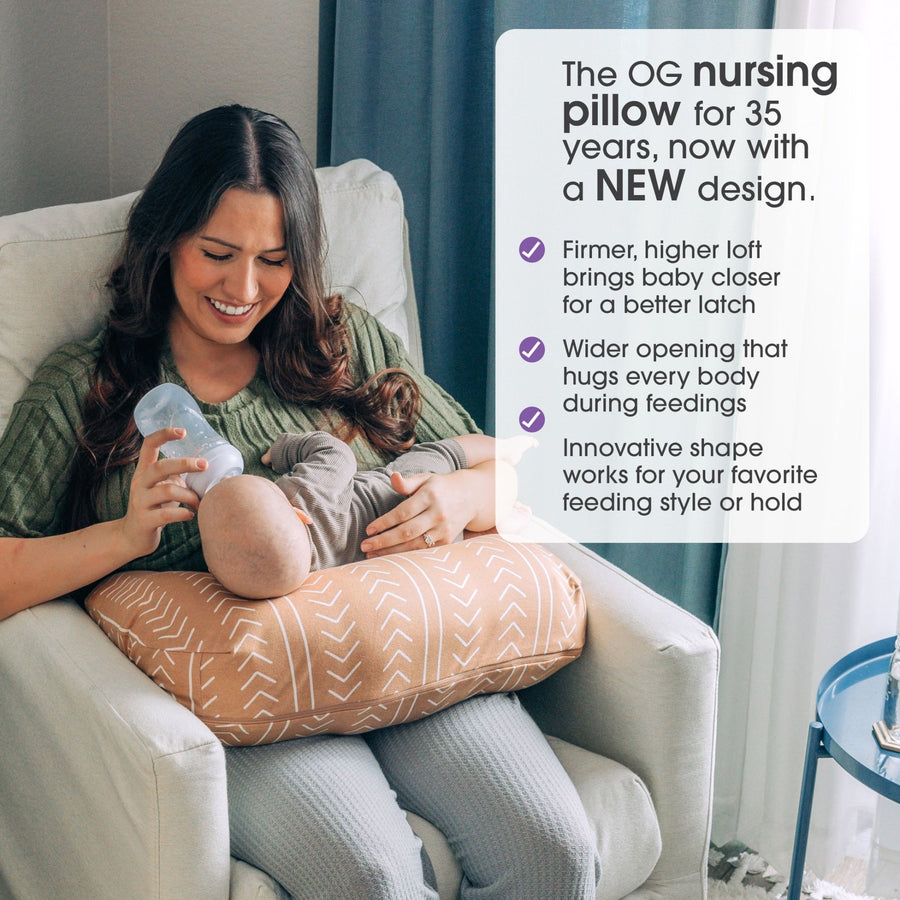 New Boppy Nursing Pillow with Organic Boppy Cover Boppy